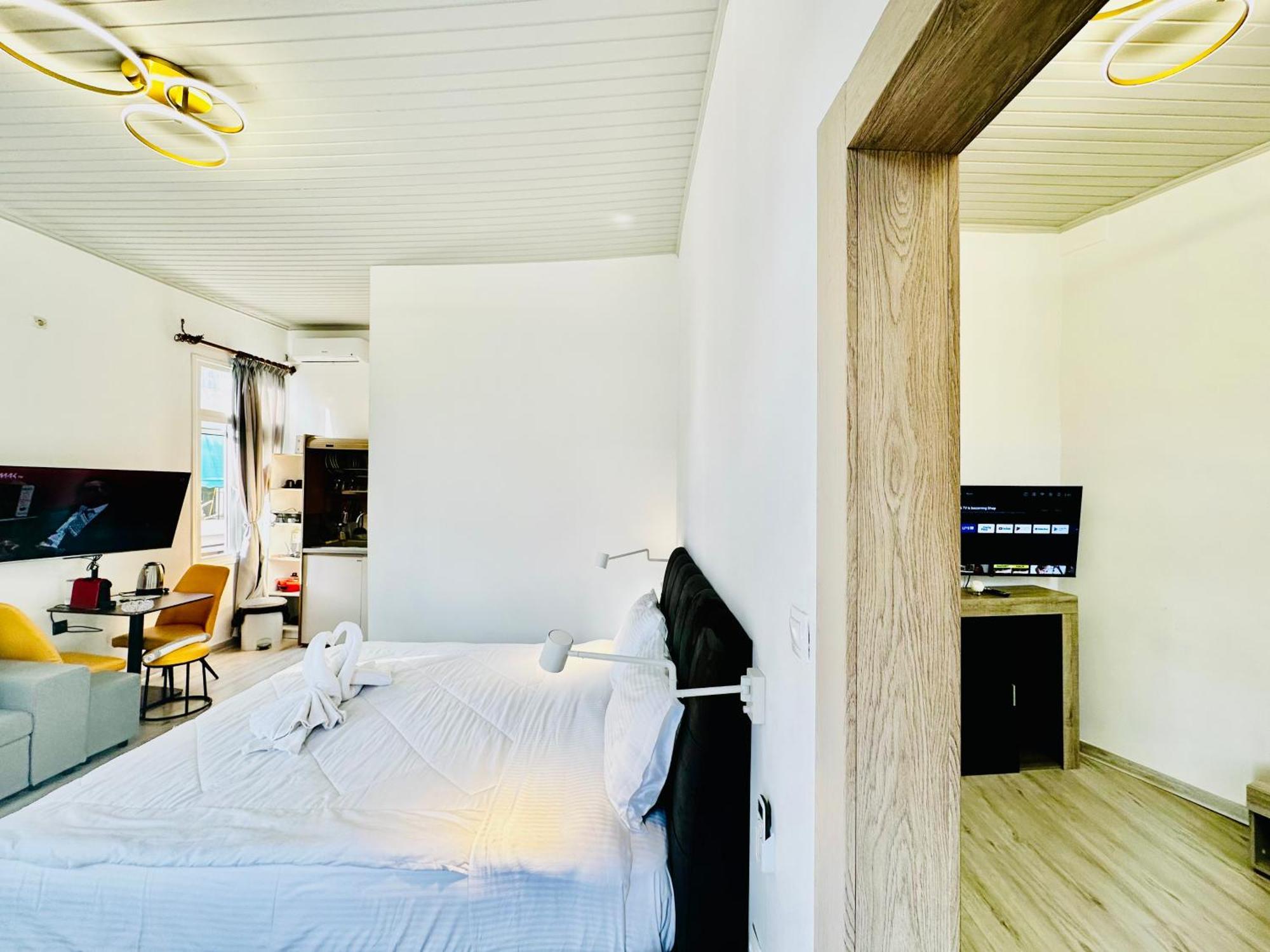 Travelers Luxury Suites, Studios & Apartments Corfu (city) Exterior foto