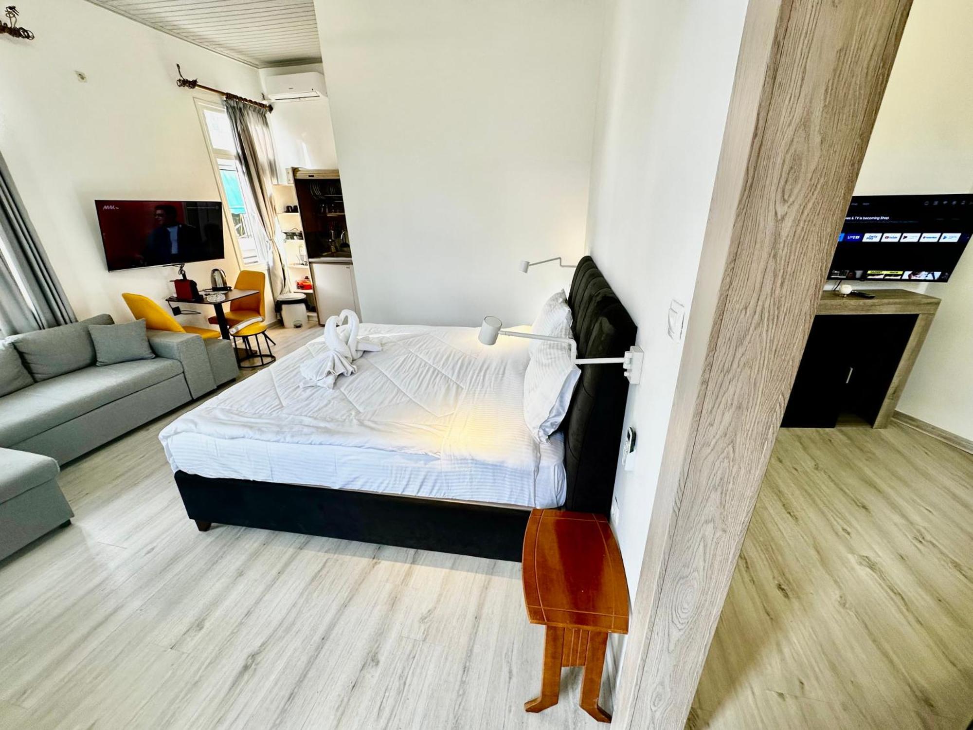 Travelers Luxury Suites, Studios & Apartments Corfu (city) Exterior foto